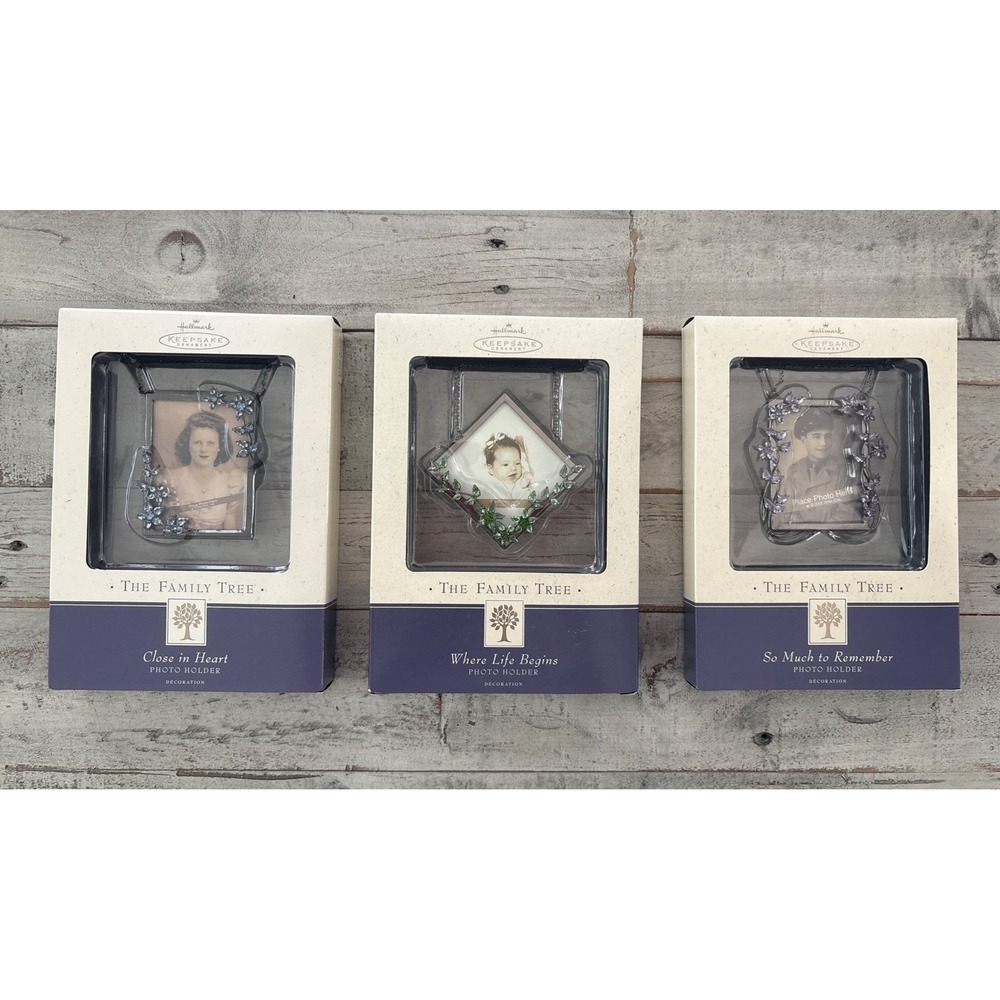 Hallmark Keepsake The Family Tree Photo Holder  3 Set ~ 2002 Vintage Ornaments